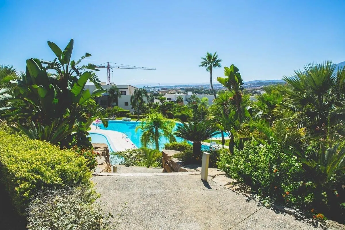 Exclusivo Apartamento En Los Flamingos Golf Estepona