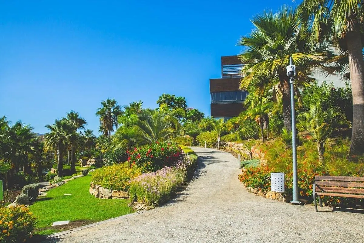 Exclusivo Apartamento En Los Flamingos Golf Estepona