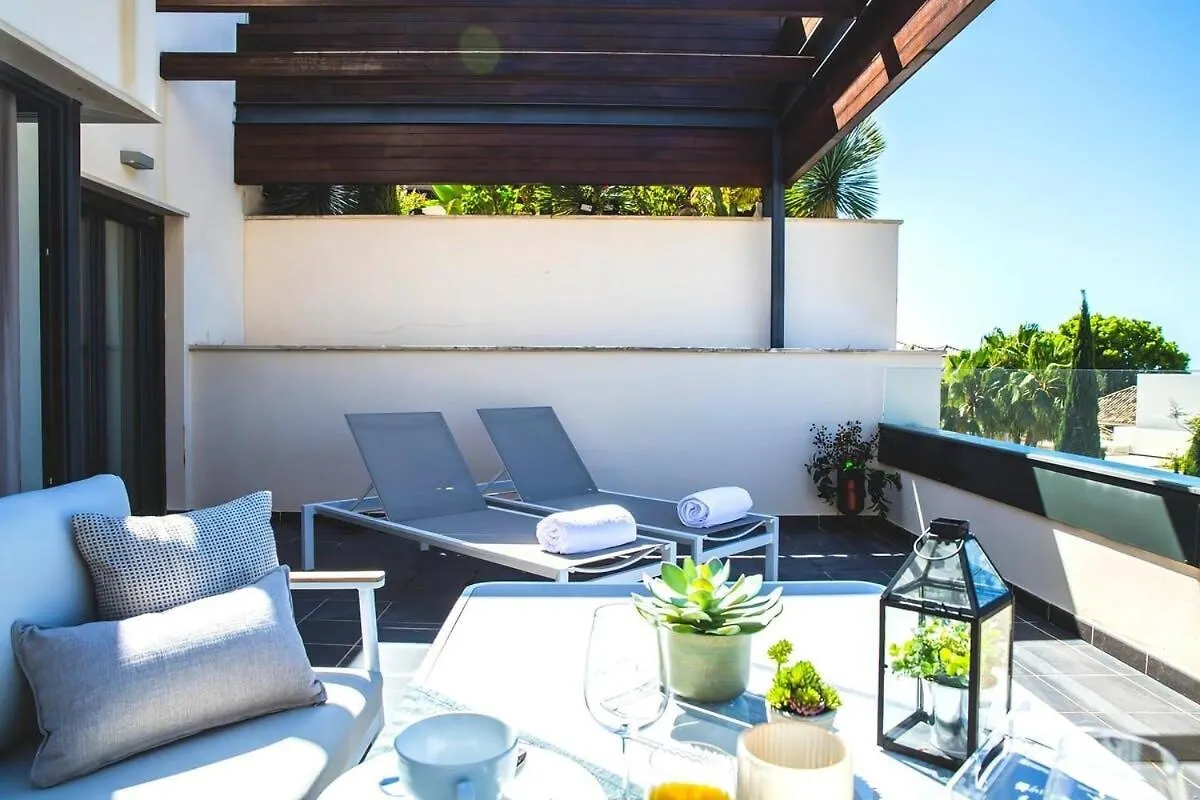 Exclusivo Apartamento En Los Flamingos Golf Estepona